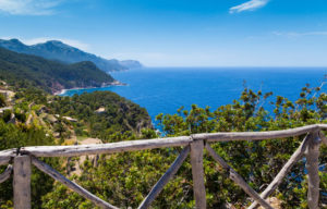 Serra de Tramuntana kan nemt nås med bil